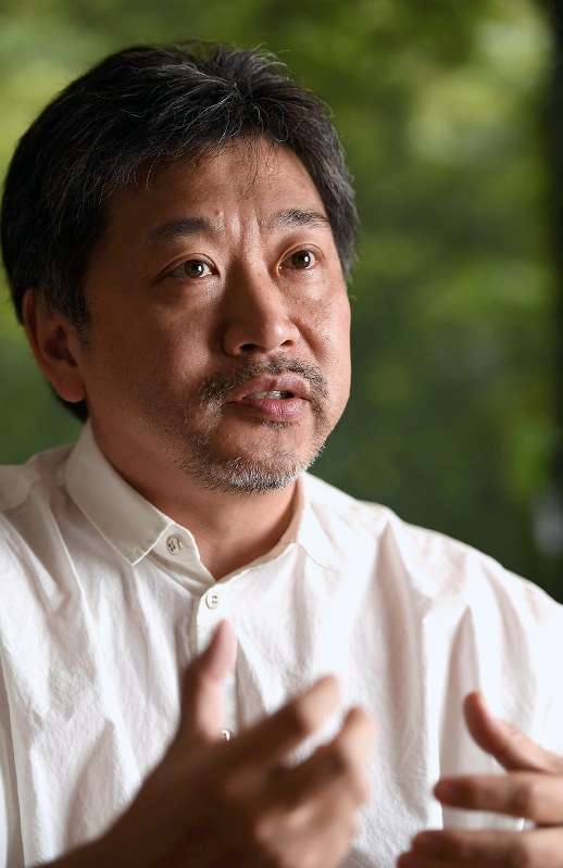 「反日」中傷：横行を考える　是枝監督「今日性浮き彫り」 - 毎日新聞