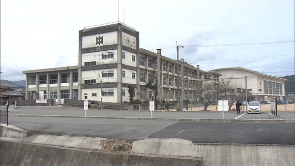 合唱時マスクせず...兵庫の中学校でクラスター　関係者300人超検査へ