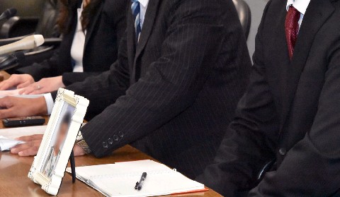 「突然死の方が良い」「転校したことにも」　長崎高2自殺「学校が提案」と両親