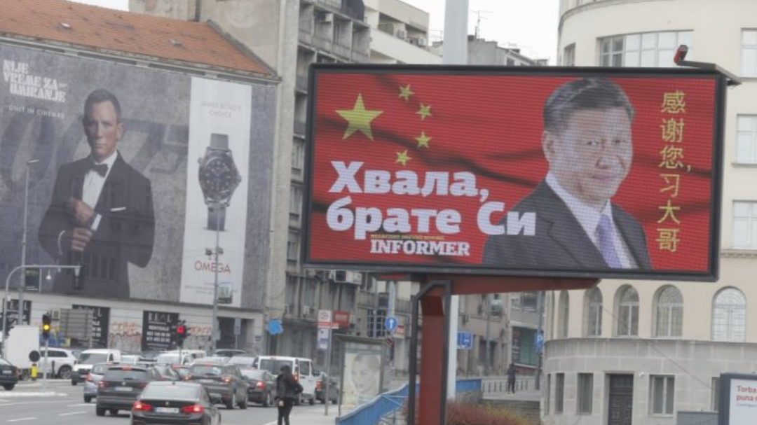 どこか違和感が……。「習近平兄さん、ありがとう」巨大看板の不思議(西岡省二) - 個人 - Yahoo!ニュース