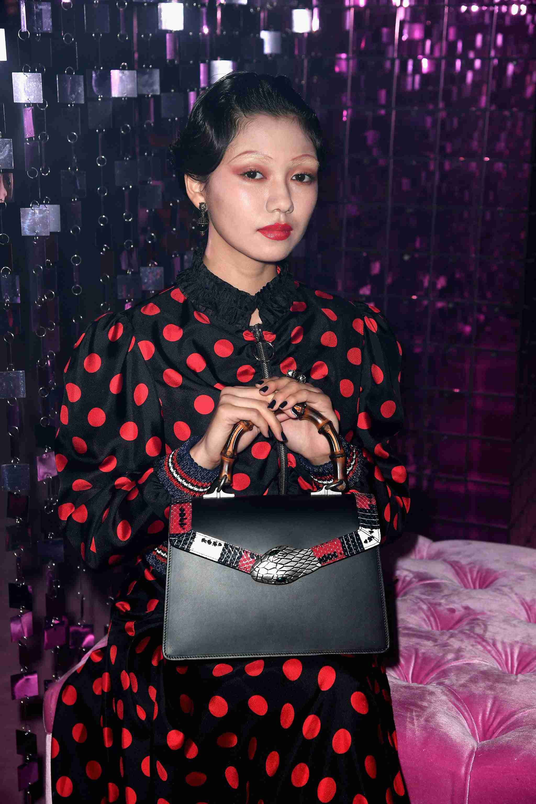 濃いメイクが似合う女優さん