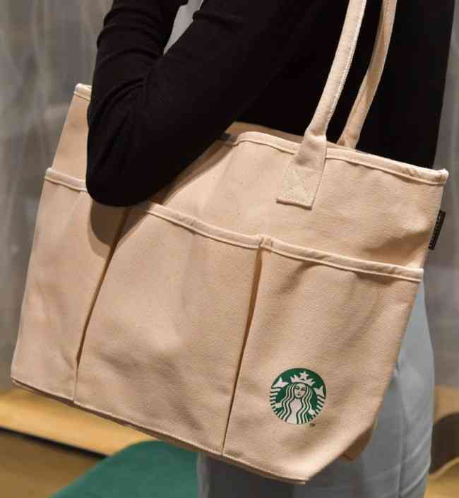 スタバ“2021年福袋”は、店頭販売なし！　11．16からオンライン抽選受付をスタート