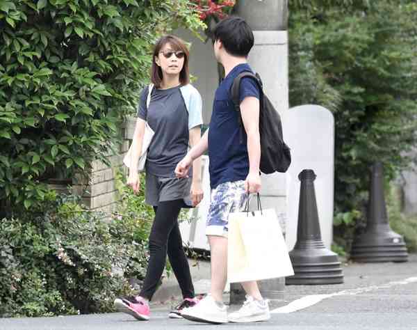 小林麻耶 夫がマスオさん同居決断！復帰にあった國光氏の献身 | ニコニコニュース