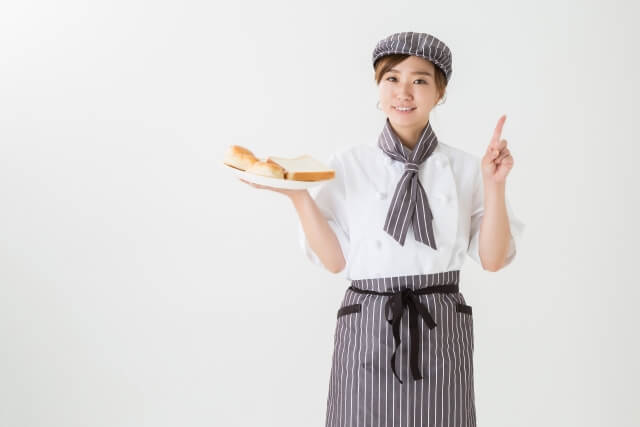 女性の満足度が高い職種、2位は「店長」　3位には「貿易事務」「内装設計」などが入る
