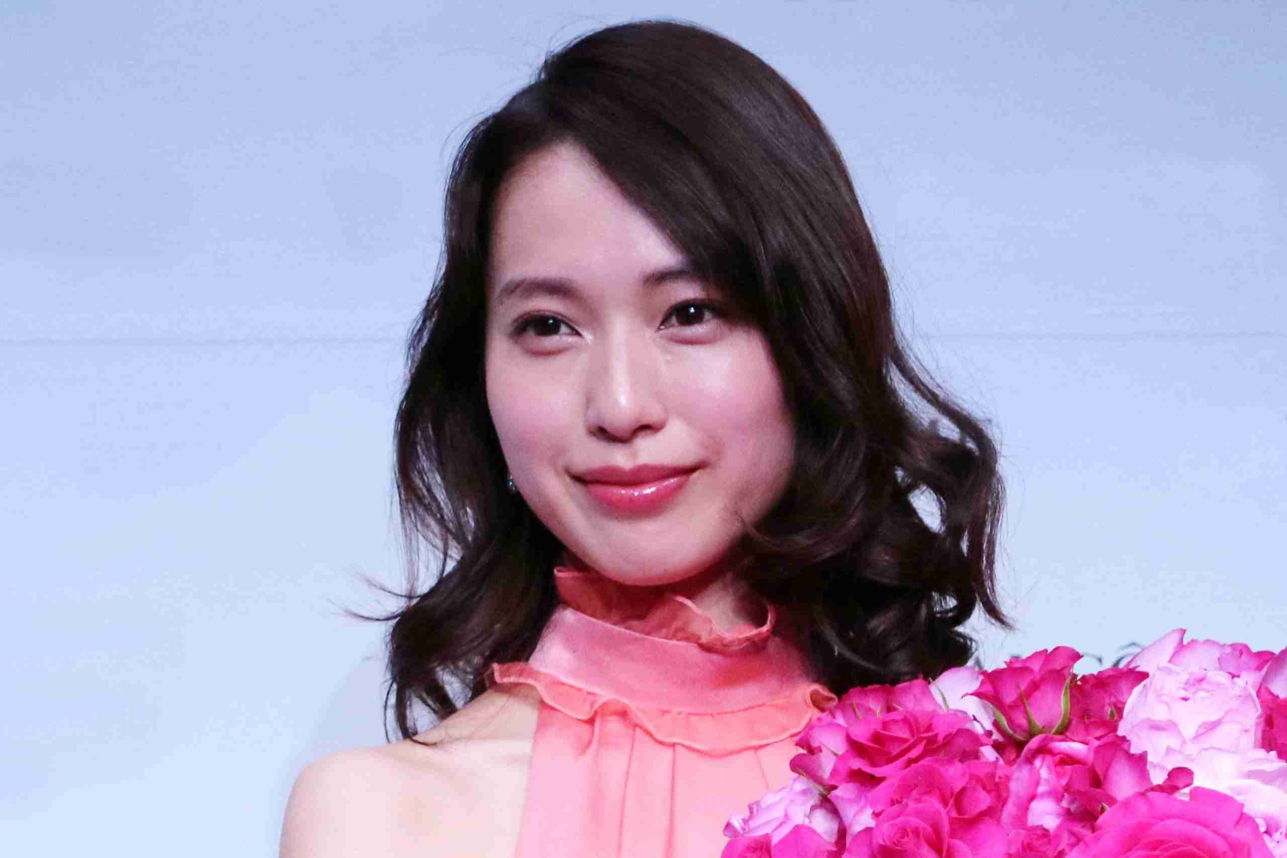 戸田恵梨香、“元夫”の朝ドラ俳優に大胆な一言　「ドキドキした」 – ニュースサイトしらべぇ