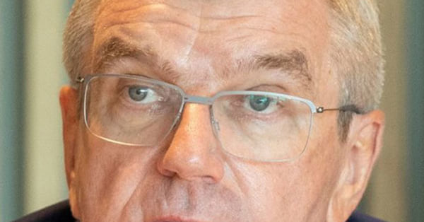 来日したバッハ会長の医療用高機能マスクにネット民が総ツッコミ「危険地帯だとわかってるじゃん」 | 東スポのスポーツ総合に関するニュースを掲載