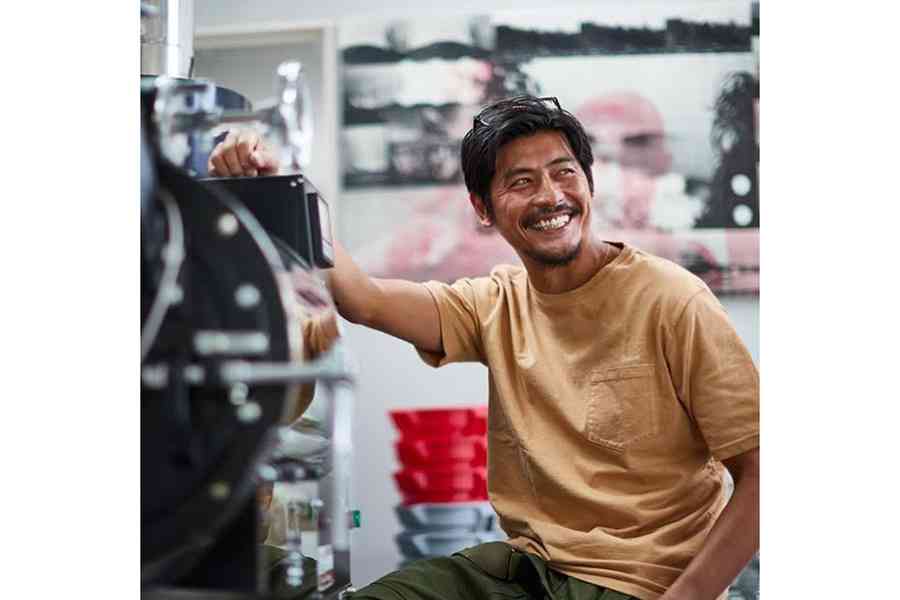 坂口憲二さん、45歳の誕生日報告　息子が描いた似顔絵公開「お父さんの仕事理解してきた」 | ENCOUNT