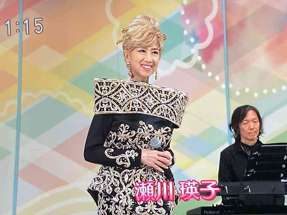 瀬川瑛子の衣装が「軍艦巻きみたい」でもはや「瀬ガガ瑛子様」状態に