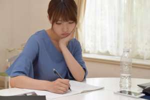 育児休暇中に給料はもらえるのか？育児休業給付金が支給されるための条件は？｜@DIME アットダイム