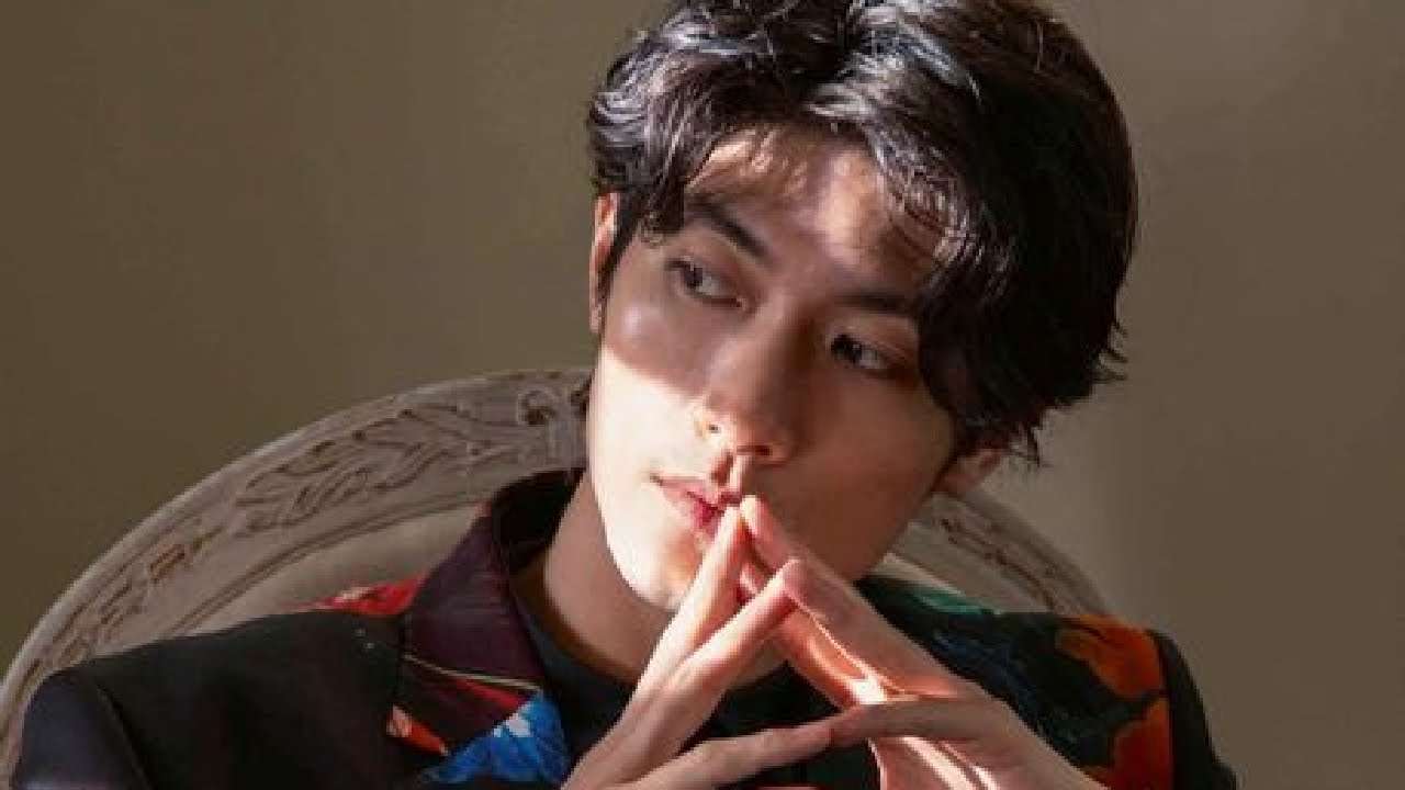 〖三浦春馬〗HARUMA MIURA × Paul Smith in Paris - YouTube