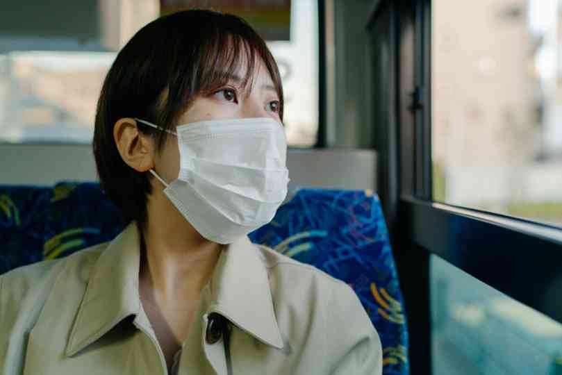 児童手当の減額・廃止に母親8割が否定的。｢2人目以降希望しない｣｢働くのをやめる｣の声も | Business Insider Japan