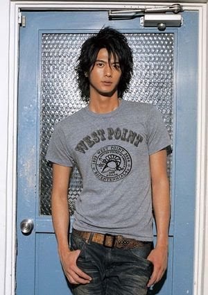 有名人の名前を書くと、誰かがイメージを簡潔に書いてくれるトピPart3