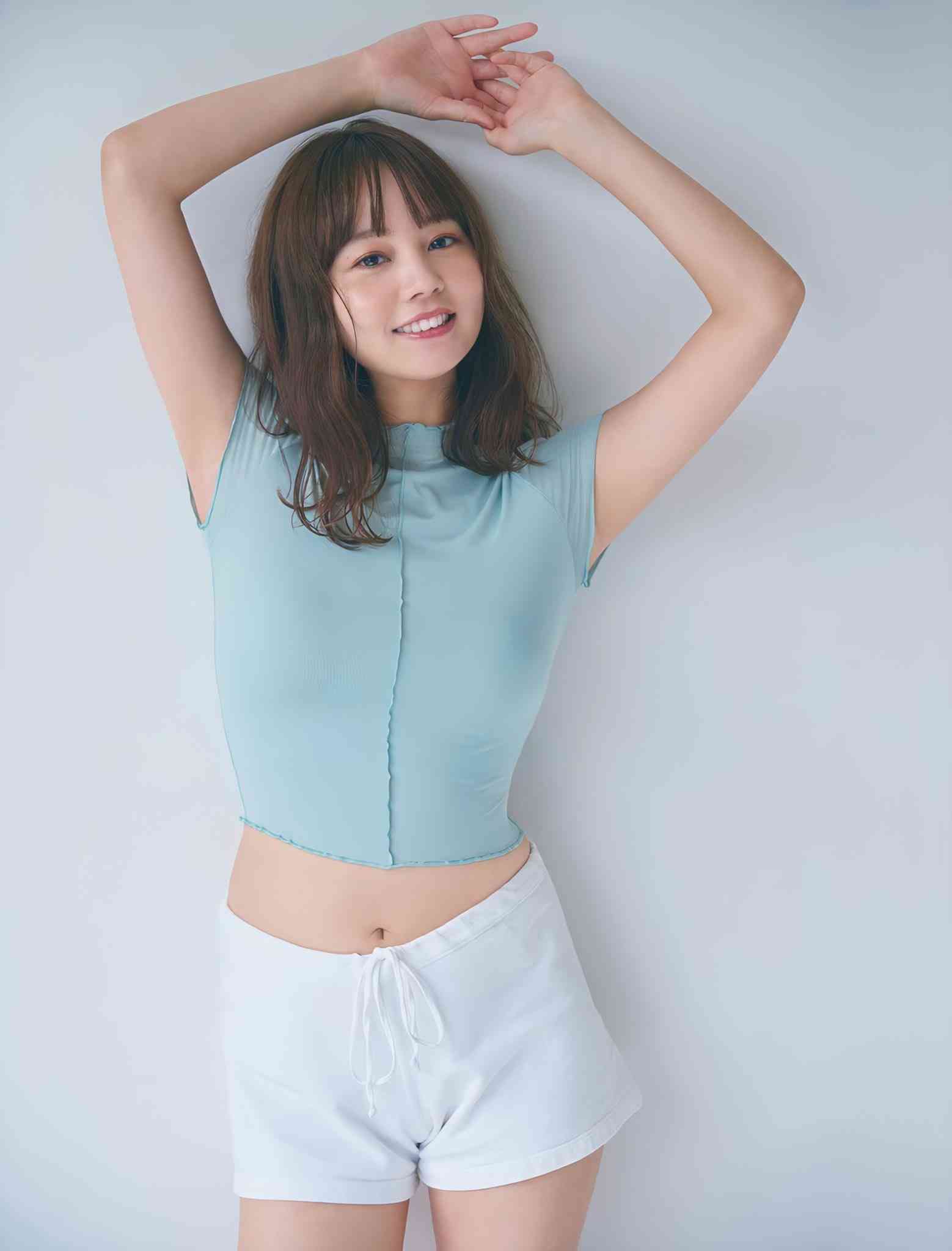 堀北真希さん妹のNANAMI「ドキッと」初写真集