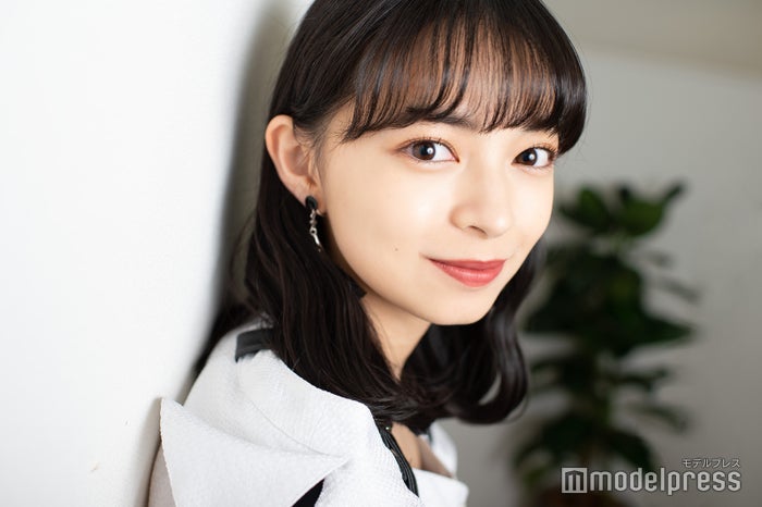 アンジュルム上國料萌衣、NiziU「Make you happy」フル歌唱に絶賛の声「天才」 - モデルプレス