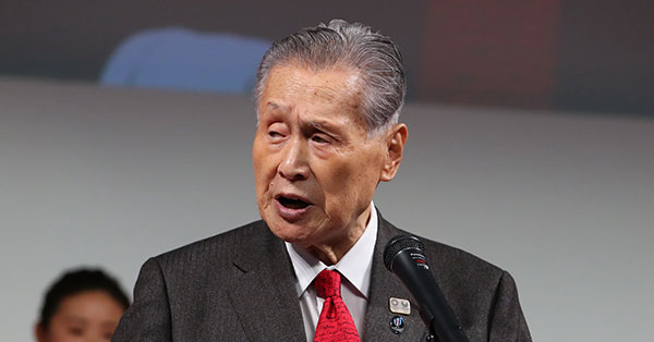 森喜朗会長の「マスクなしで頑張る」発言に