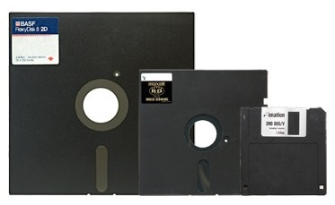 Windowsのイルカやフロッピーディスクを使ってたことがある人