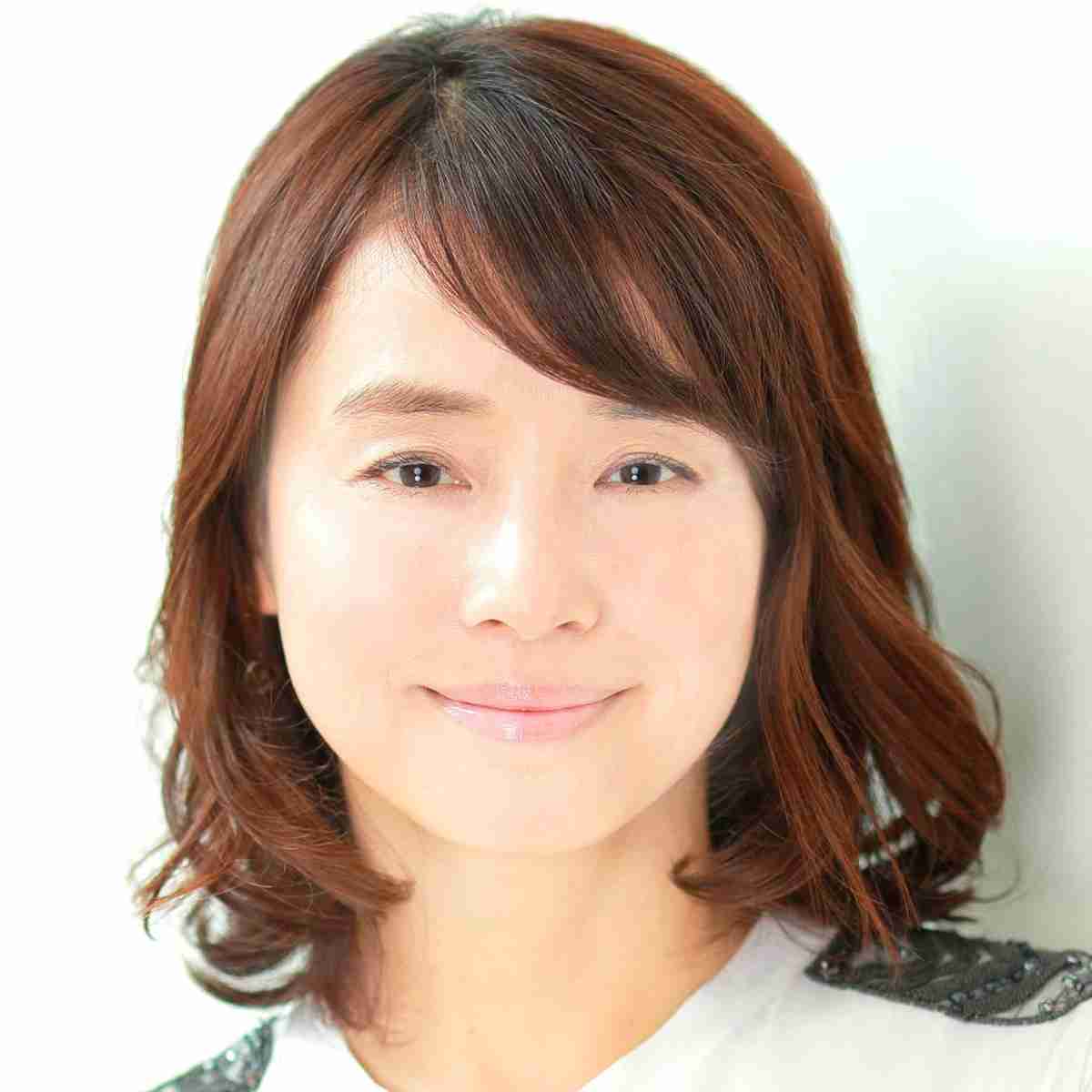 石田ゆり子、菅義偉首相の「静かなマスク会食」に私見「そんなことするくらいなら黙って食べます」 : スポーツ報知