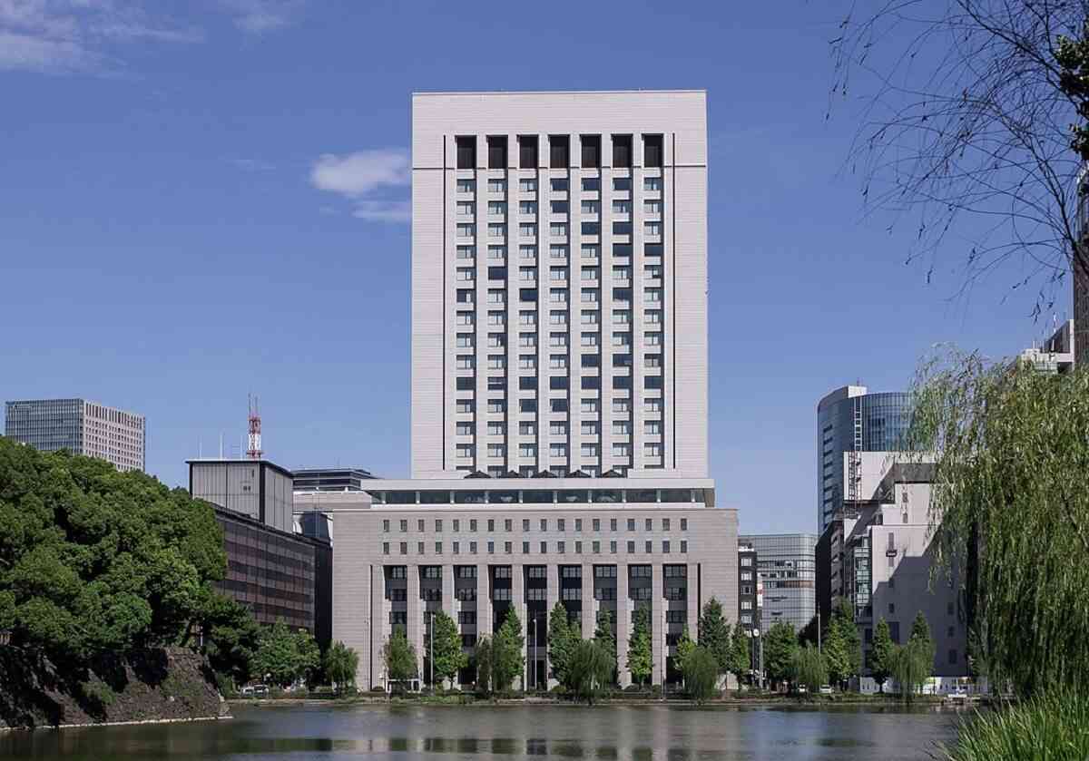19億円を不正詐取した第一生命の89歳・元営業職員は、山口銀行の“女帝”だった