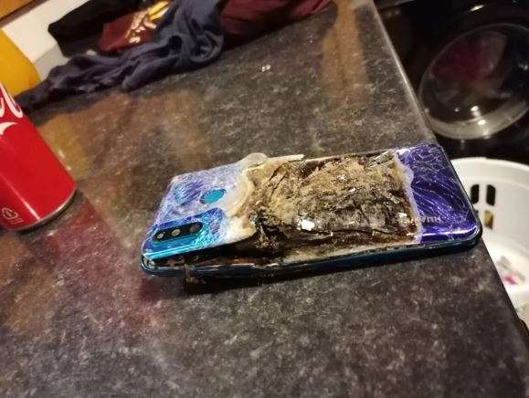 アイルランドでHuawei製のスマホが通話中に爆発 明確な原因は不明 - ライブドアニュース