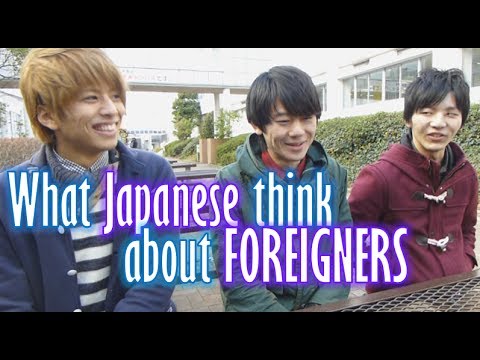 What Japanese think of foreigners (Their voices) 大学生インタビュー（外国人について） - YouTube
