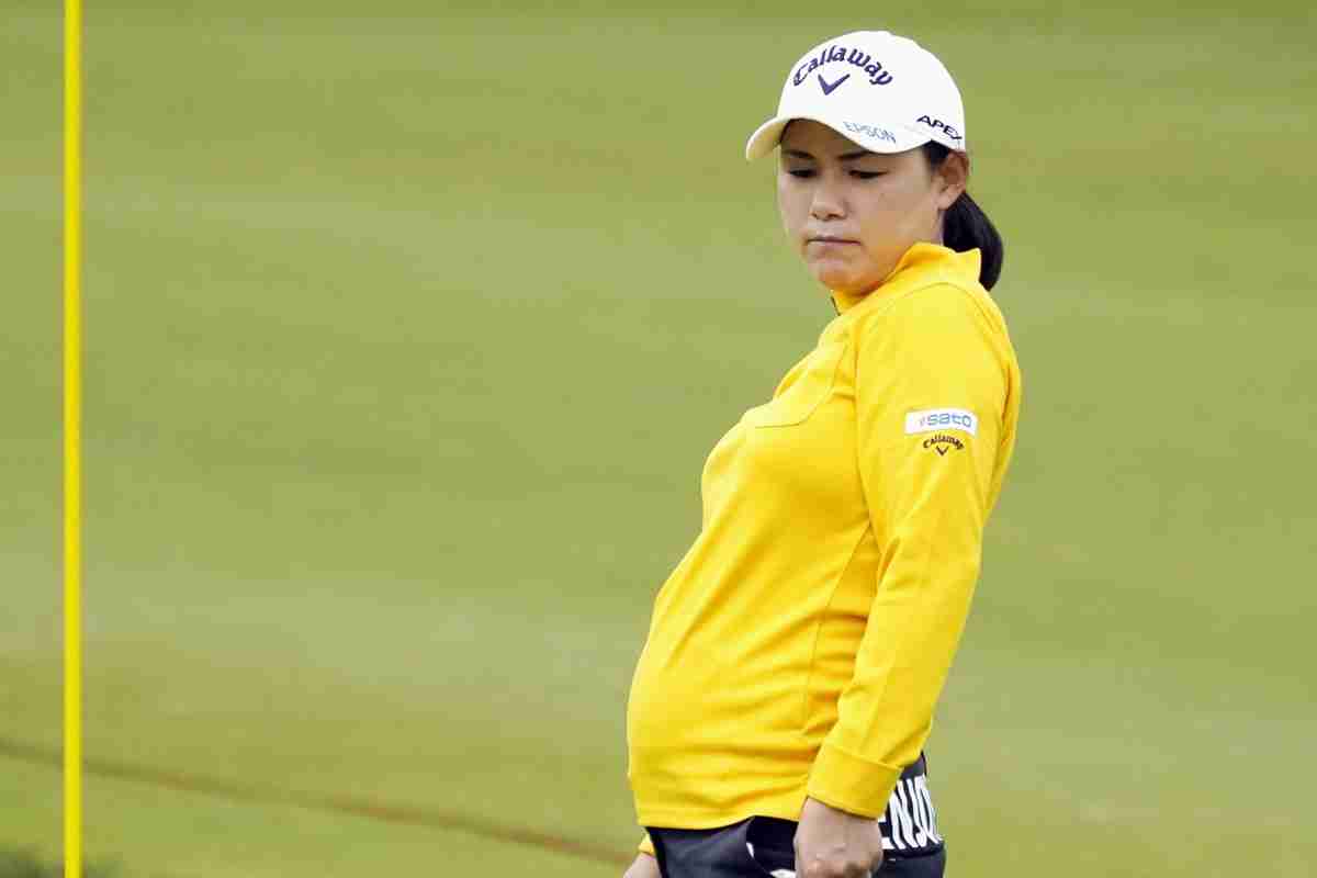 横峯さくら妊娠7か月でツアー参戦　気遣い＆ハラハラの現場｜NEWSポストセブン