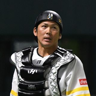 巨人とソフトバンク、”金満”対決はどちらに軍配? 年俸総額は圧倒的に……