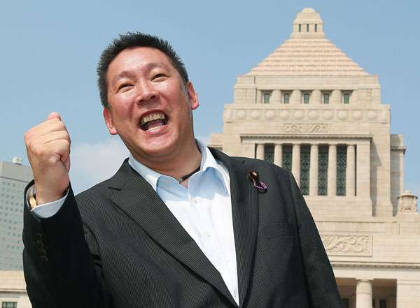 N国、「ゴルフ党」に党名変更へ 選挙ごとに新たな看板と立花党首
