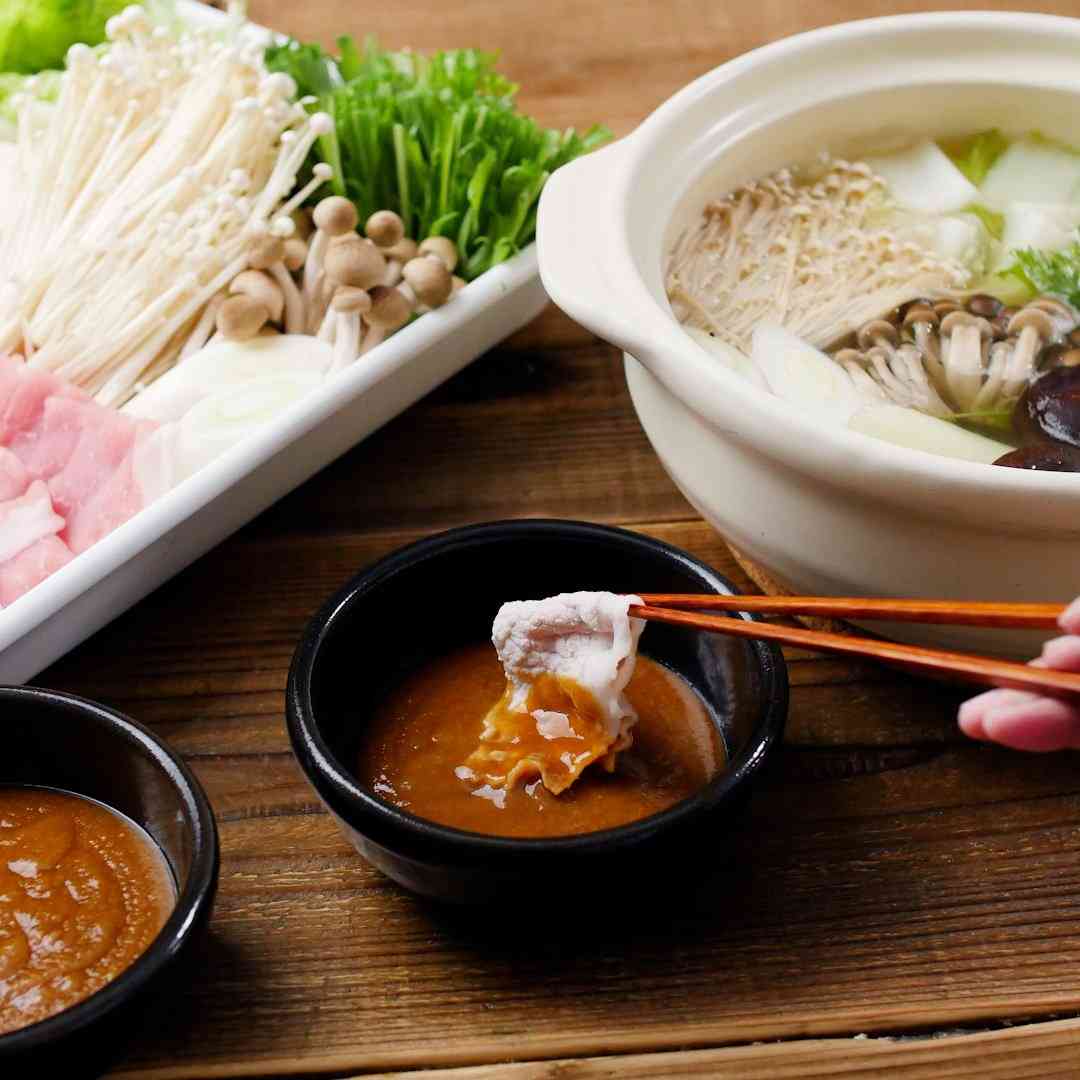 鍋の定番。基本の豚しゃぶしゃぶ - macaroni