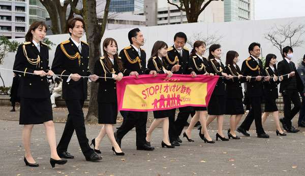特殊詐欺防止イベントにも豪華芸能人ズラリ 杉良太郎のもとに芸能人が集まるワケ
