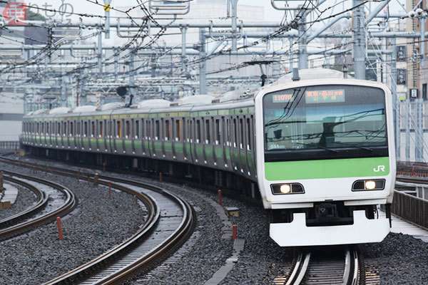 電車って人を嫌な人にする空間なのかな