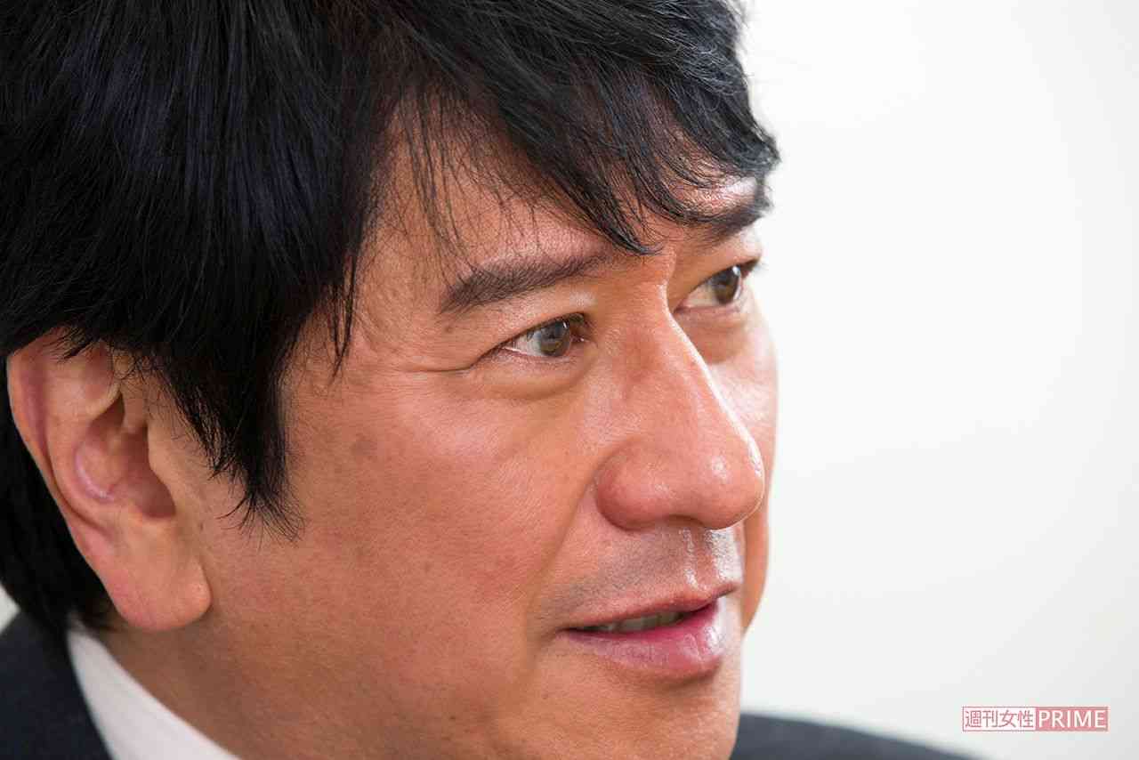 川崎麻世、恋人の妊娠で事務所退社を振り返る「30年、ジャニーさんに謝りたかった」 | 週刊女性PRIME