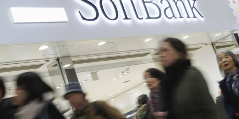 ソフトバンクも月額2980円　20ギガバイト、ドコモ対抗へ