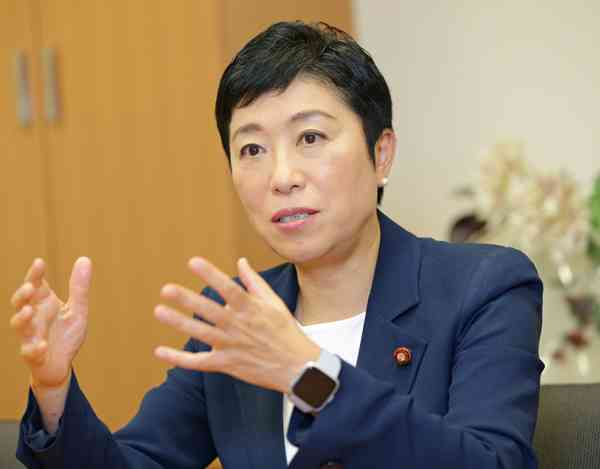 【菅義偉】辻元清美氏が菅政権をバッサリ「古い、出がらし政権だ」｜日刊ゲンダイDIGITAL