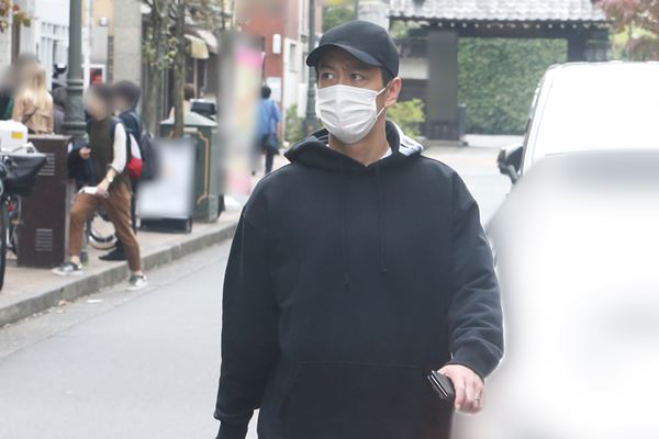 竹内結子さん夫が個人事務所社長に!義父も面倒見ると決意