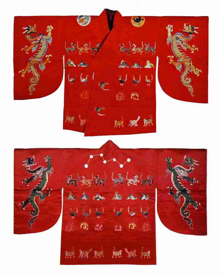 世界の素敵な民族衣装を貼るトピ