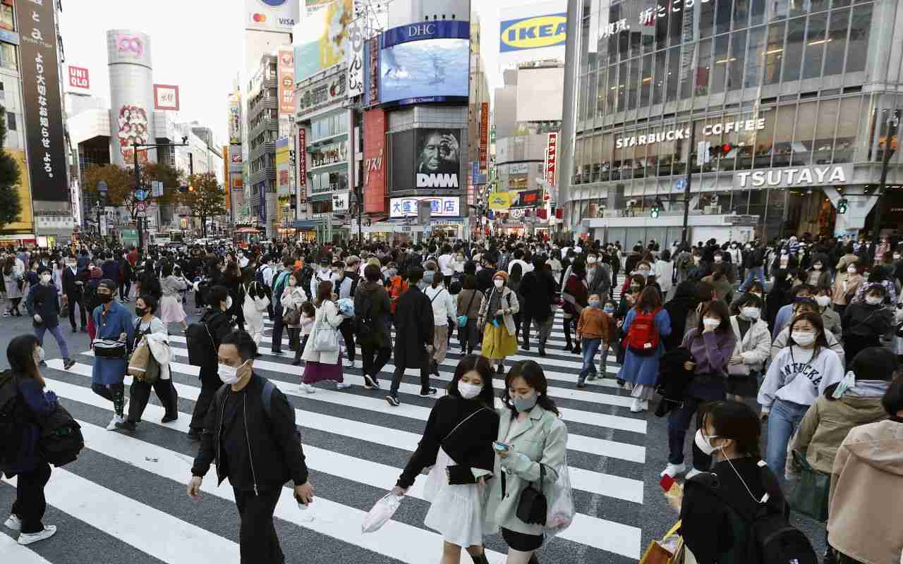 「無症状の感染者が40代、50代で広がっている」分科会医師が訴える“第3波の本当の危険性” | 文春オンライン