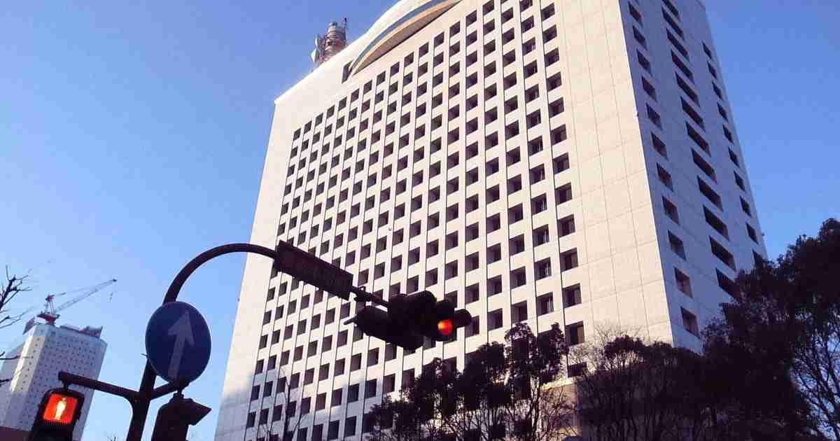 スカートめくられる痴漢被害、横浜で相次ぐ　神奈川県警が注意呼びかけ - 毎日新聞