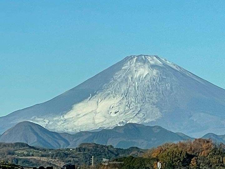 冬晴れの空にくっきり富士山- Yahoo!ニュース