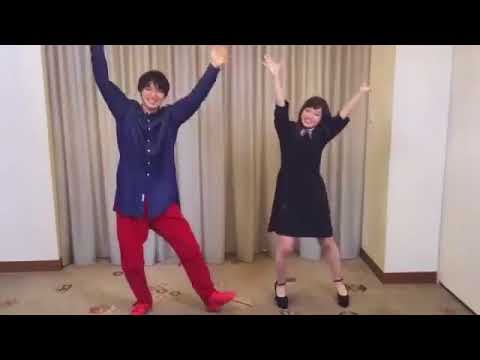 橋本環奈と山崎賢人が踊る双子ダンス ゆず 恋、弾けました。 - YouTube
