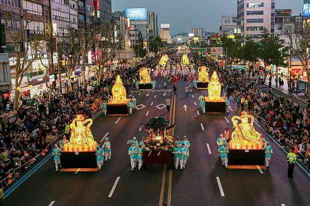 まとめたニュース : 【韓国起源】青森県のねぶた祭、韓国にパクられた挙句にユネスコ人類無形文化遺産に登録されてしまう