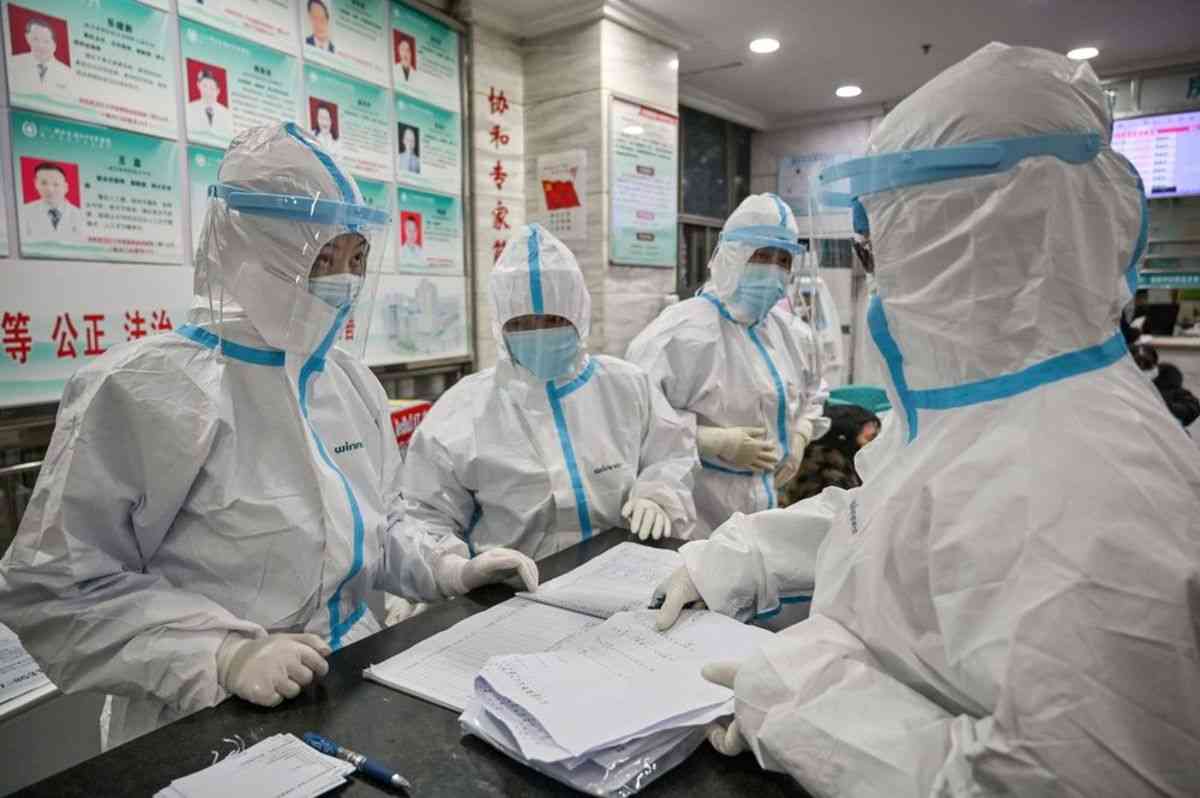 中国武漢市のコロナ感染、確認件数の10倍に上る可能性－衛生当局調査 - Bloomberg