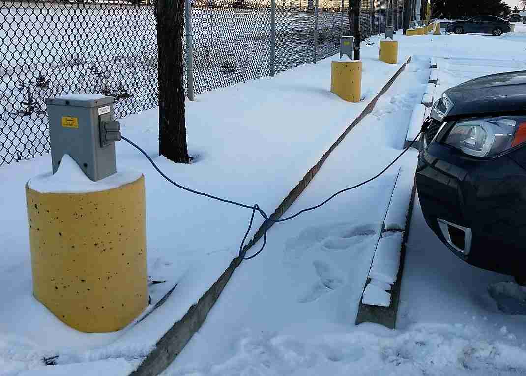 この辺に車を停めたはずなんだけど…　雪国の「あるある」が想像以上だった