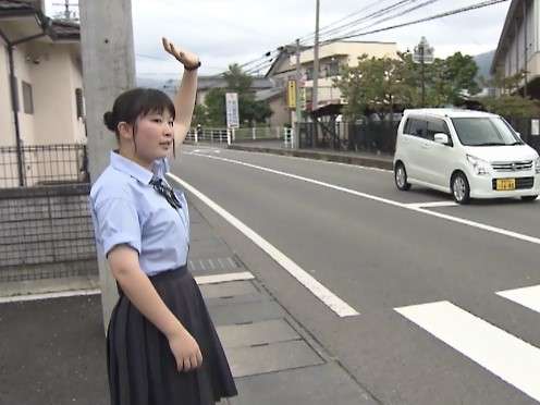 長野県警を動かした女子高校生の『研究結果』　手を挙げて横断歩道を！　県内初の「マナー運動」のきっかけに（NBS長野放送） - Yahoo!ニュース