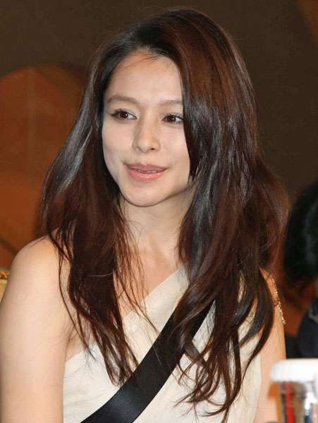 台湾で大活躍中のビビアン・スー 衰えぬ容姿に「時を凍らせている」の声 (2020年12月6日掲載) - ライブドアニュース