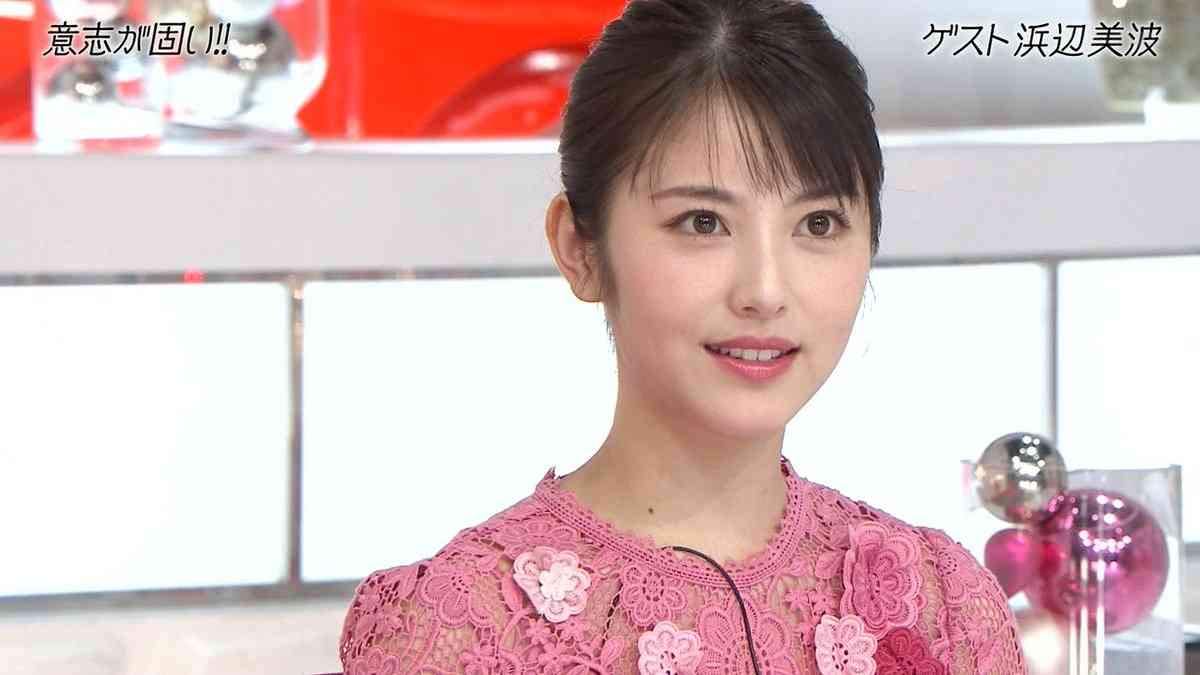 浜辺美波、コントで“ギャル”初挑戦「“今までで一番かわいい”って言われました」