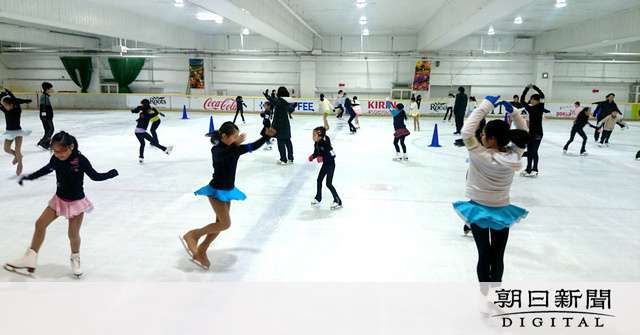 羽生も滑ったリンク、来年閉鎖　スケーターから悲痛の声：朝日新聞デジタル