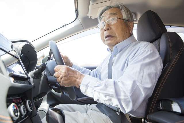 免許返納は慎重に…要介護リスクが2倍になるという調査の衝撃　自尊心傷つけられ自殺したケースも（まいどなニュース） - Yahoo!ニュース