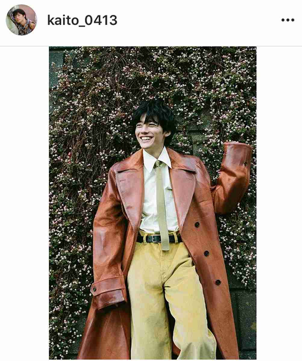 ミスチル桜井和寿の長男・Ｋａｉｔｏ、スーツ姿を披露「目尻がお父さんそっくり」「王子様みたい」 : スポーツ報知