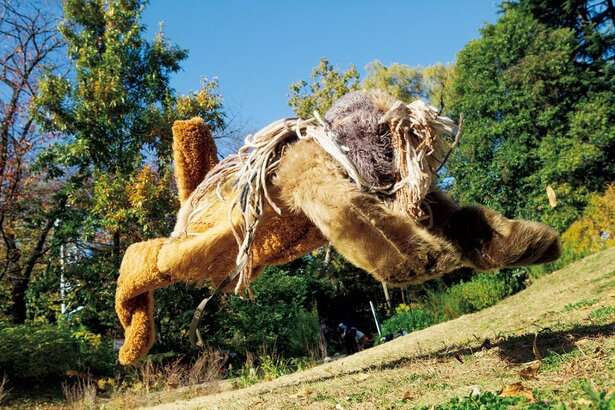 ロバート秋山竜次、ついに人間を辞める　まさかの姿に「爆笑した」「その発想はなかった」