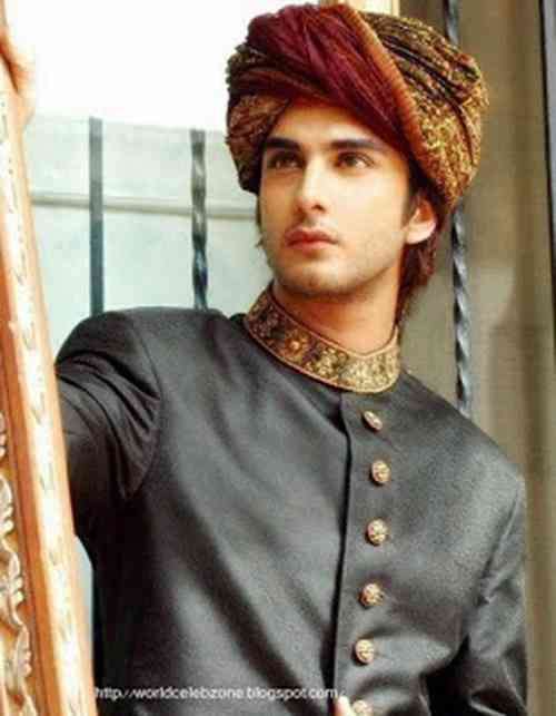 世界の素敵な民族衣装を貼るトピ